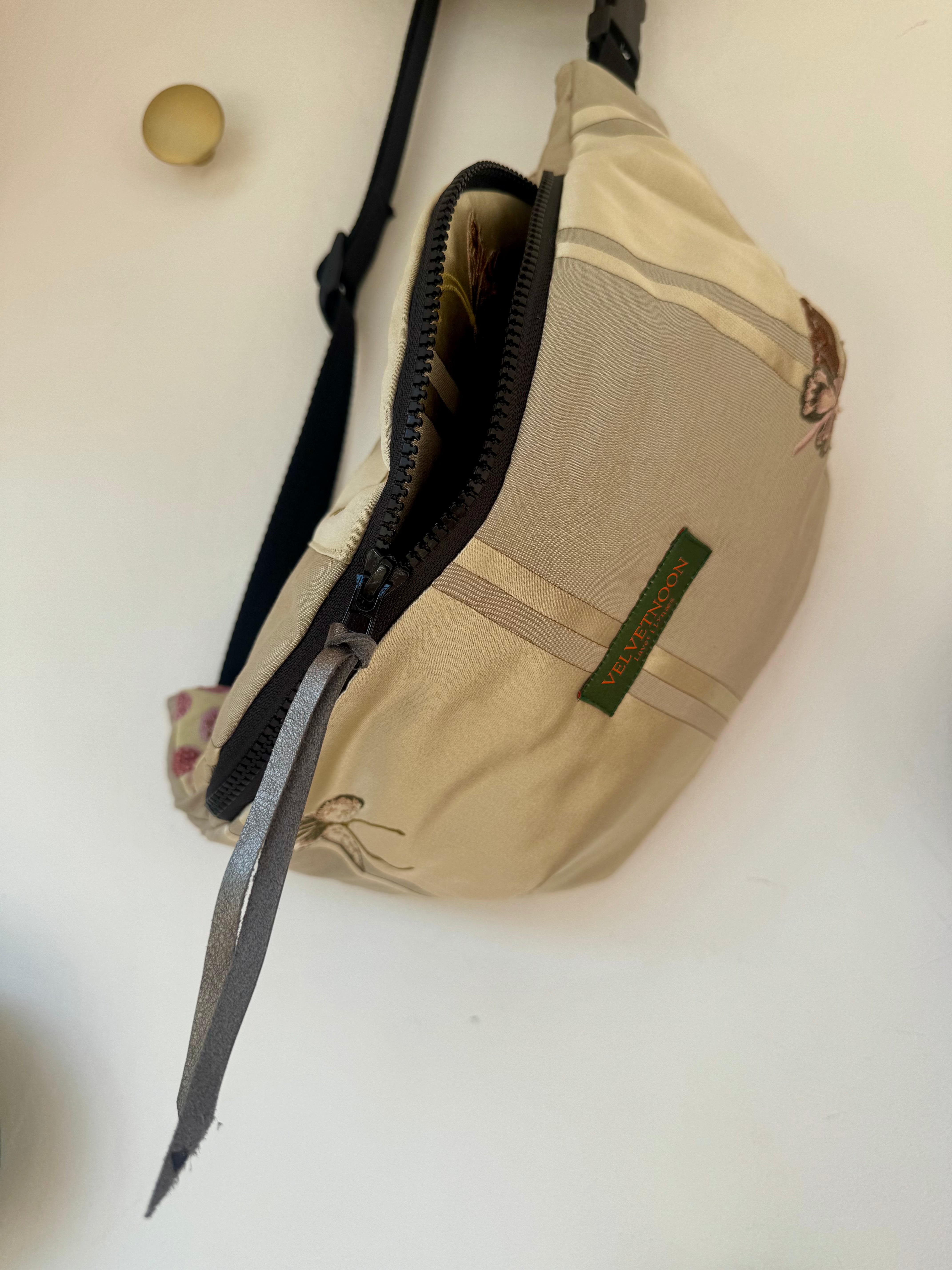 Velvetnoon Bumbag No 20