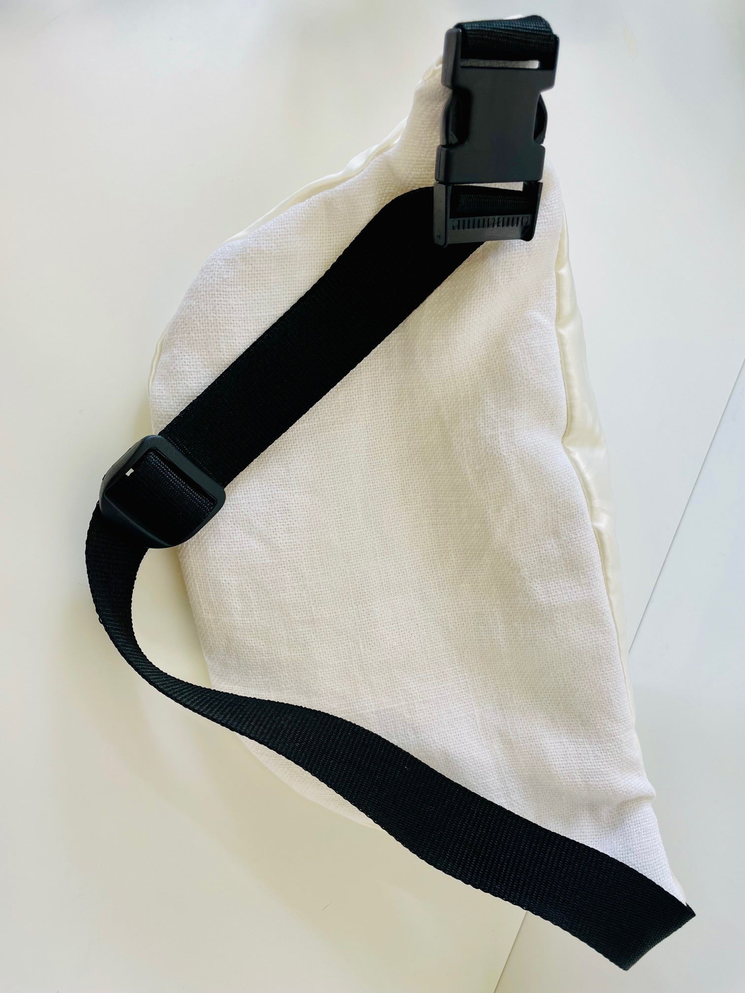Bumbag Brudekjole