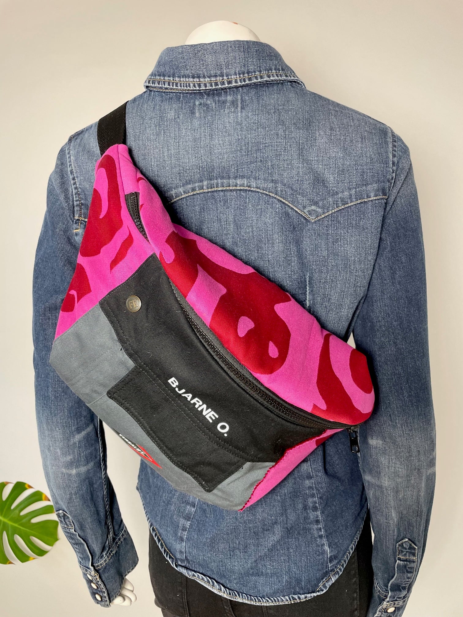 Bumbag Venus