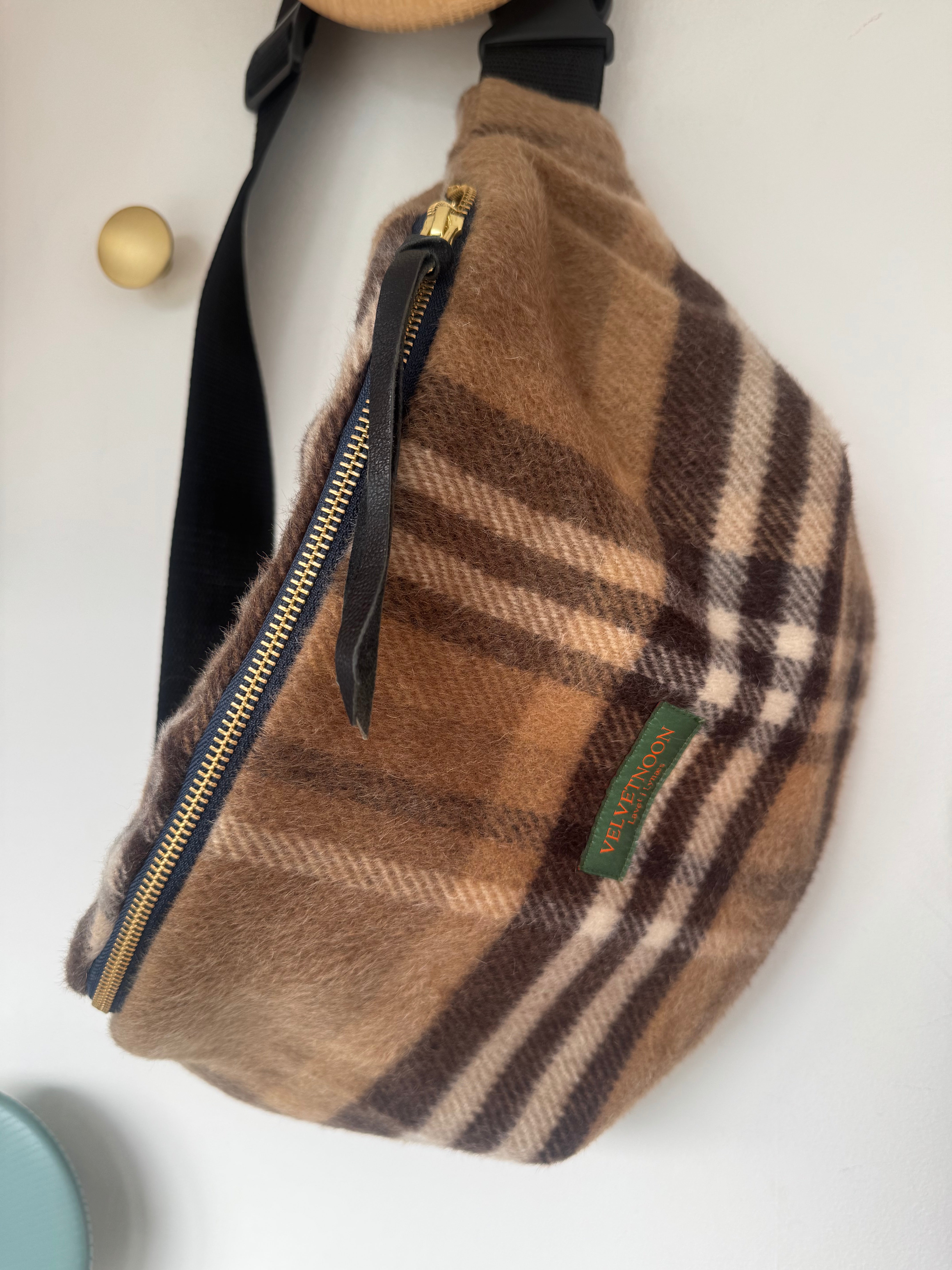Velvetnoon Bumbag No 25