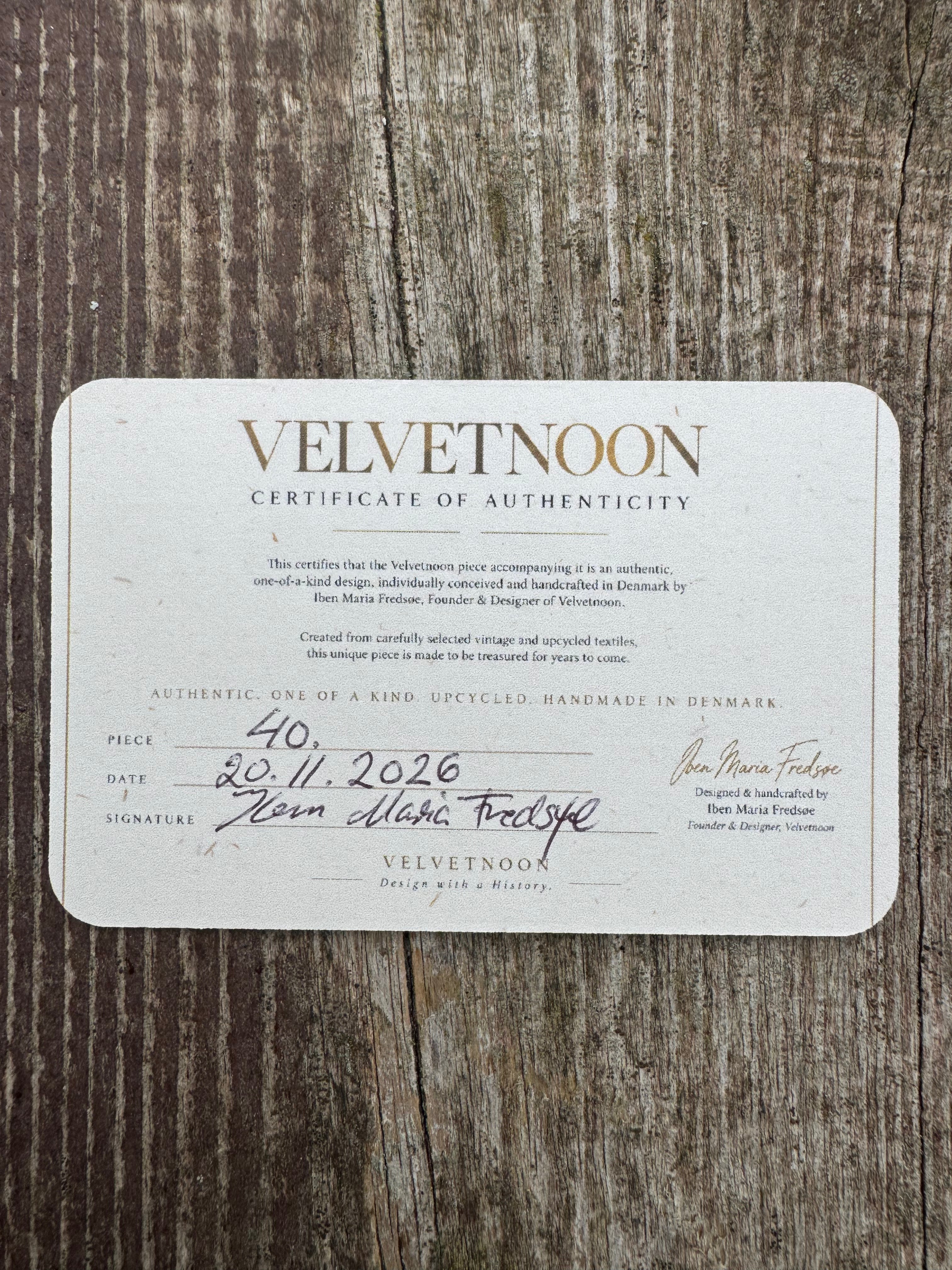 Velvetnoon Bumbag No 40